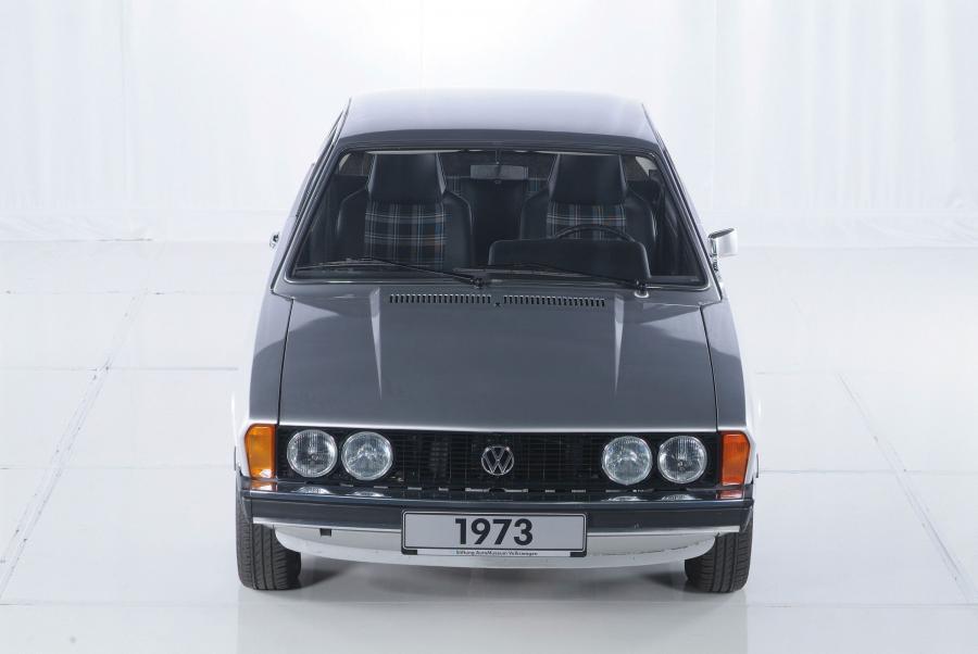  Volkswagen Scirocco 1974 года  (фото 5 из 20)